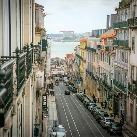 アパート Luxury And Beautiful In Chiado