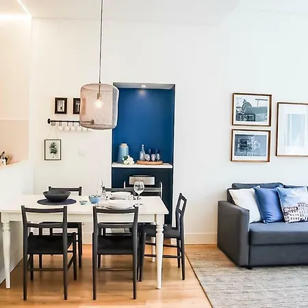 Luxury And Beautiful In Chiado Апартаменты Лиссабон