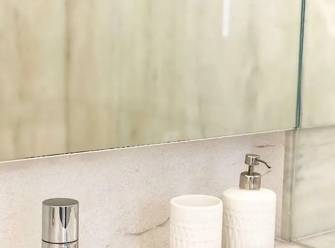 Luxury And Beautiful In Chiado Διαμέρισμα Lisboa