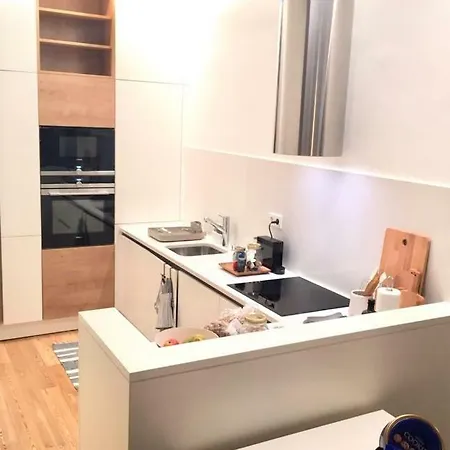 Luxury And Beautiful In Chiado Apartman